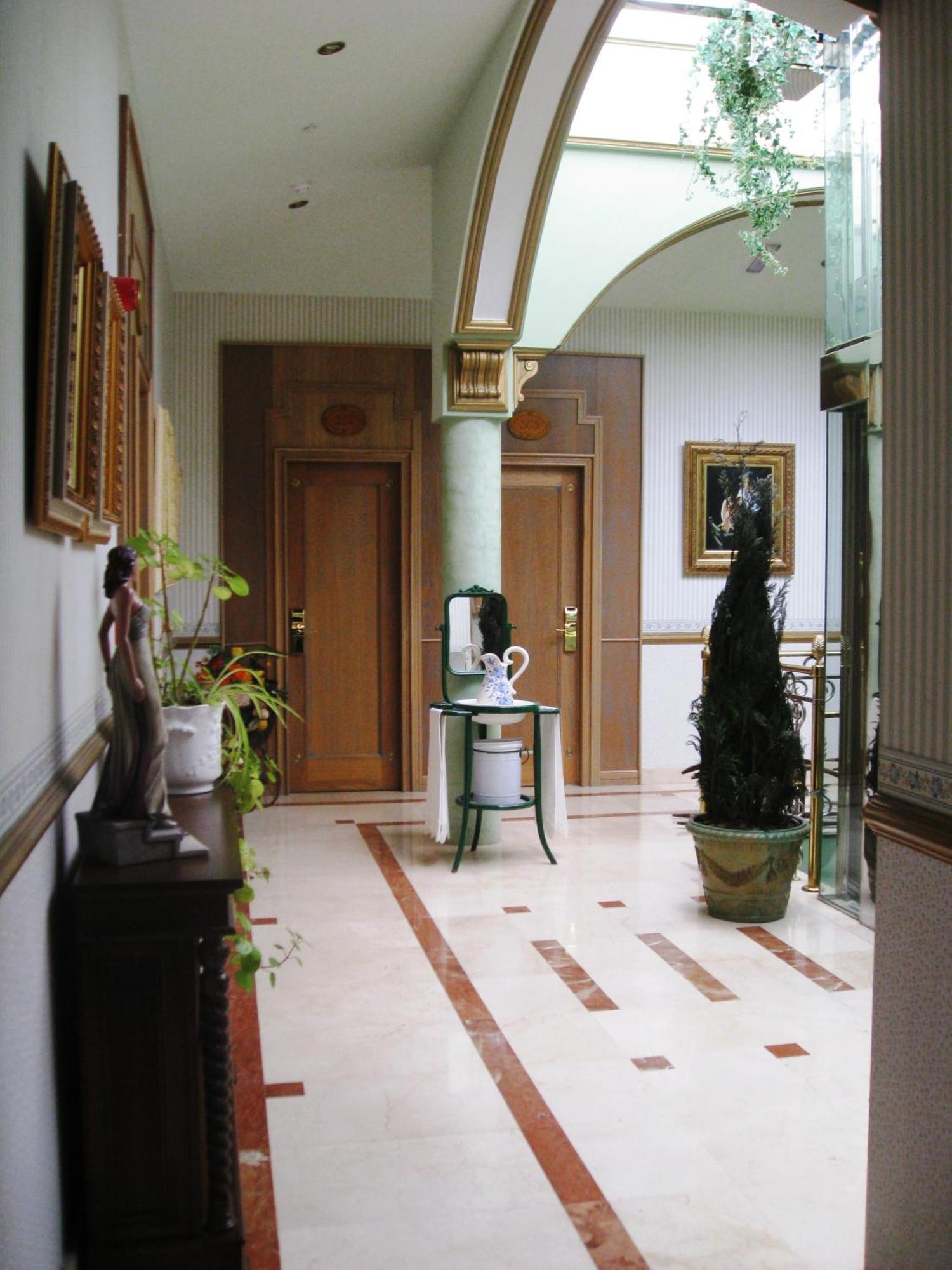 My Rooms City Hotel Camino De Santiago Los Tomillares Екстер'єр фото
